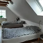 Villa Stor I Lendemarke Stege