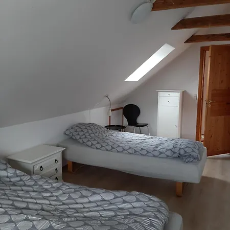 Villa Stor I Lendemarke *