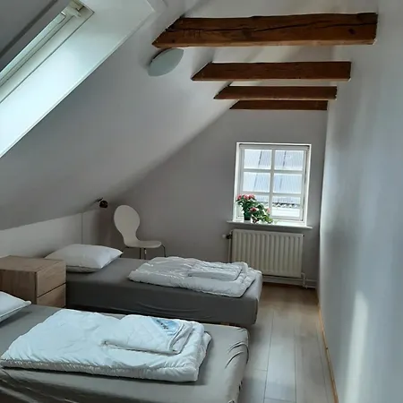 Villa Stor I Lendemarke *