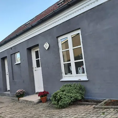 Willa Stor I Lendemarke *